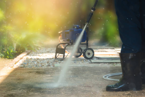 Best Parking Lot and Garage Cleaning  in Colona, IL